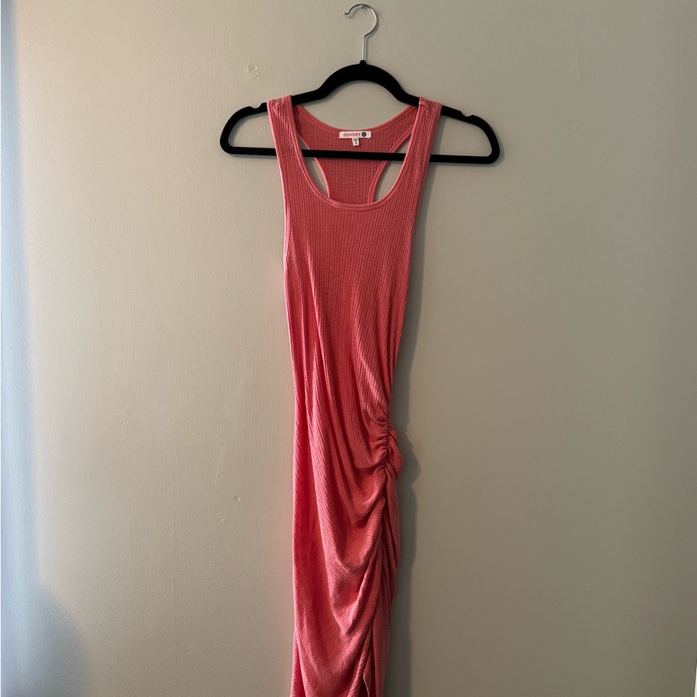 Elegant Pink Sleeveless Dress